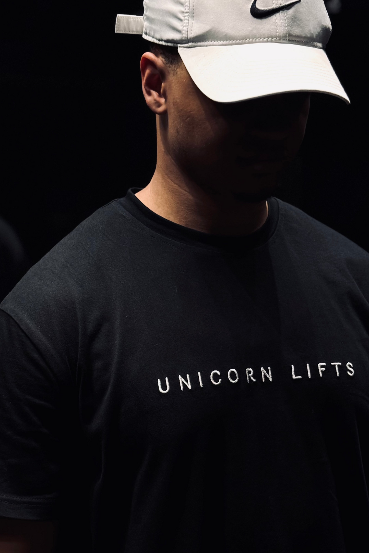 Oversized Embroidered Unicorn Lifts T-Shirt